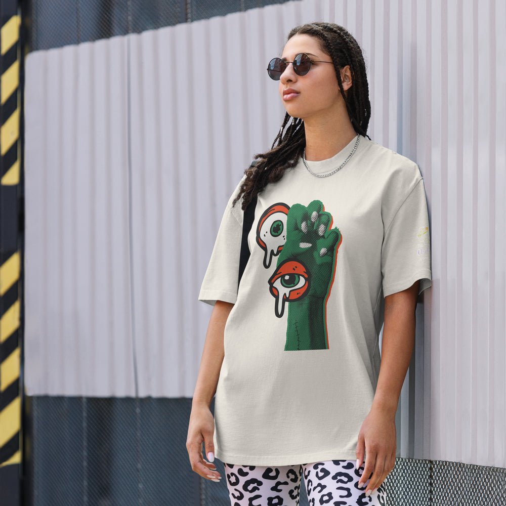 Claw Your Eyes Out! Oversized faded t-shirt